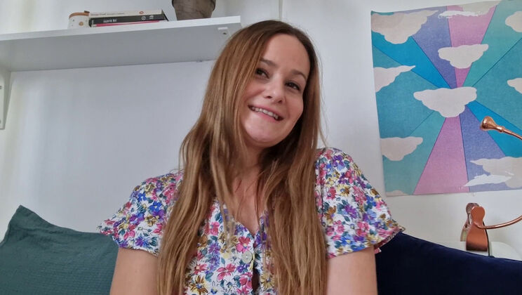 [Ersties] - German Trailer: Bottle Spinning - Gabi (Ersties) - Lilith (Ersties) - Sally B (Ersties) - Emma K (Ersties)