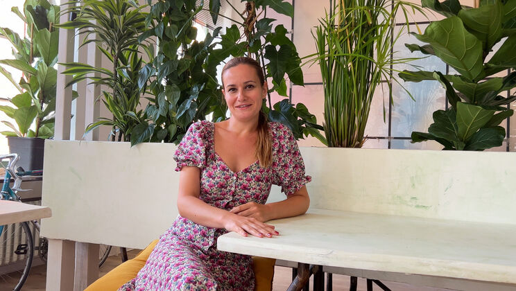 [Ersties] - Domino's Secret Desires (feat. Serafina) - Domino (Ersties) - Serafina (Ersties)