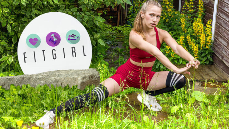 [ClubSweethearts] - Blonde flexible teen Nika Murr shows off shaved pussy - Nika Murr