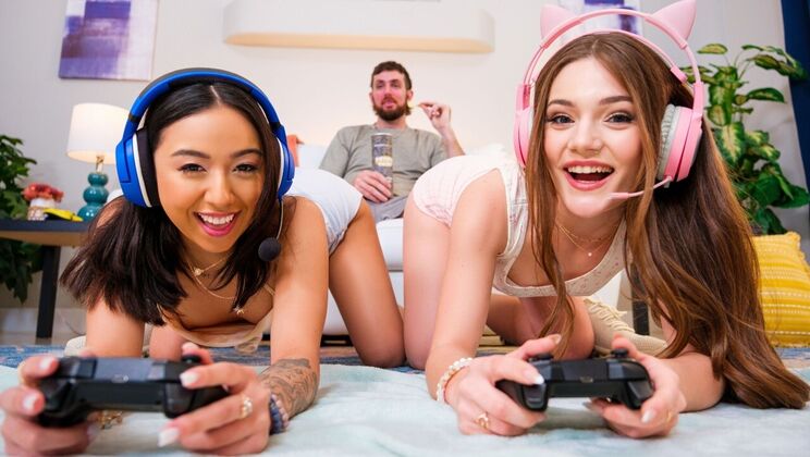 [Brazzers] - Sneaky Living Room Threesome with Tank Top Babes - Juniper Ren - Girthmasterr - Liora Vane