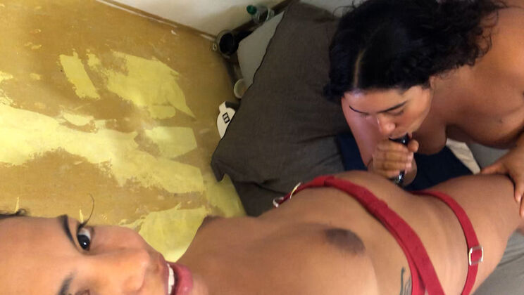 Carmen & Lina Blowjob Communication