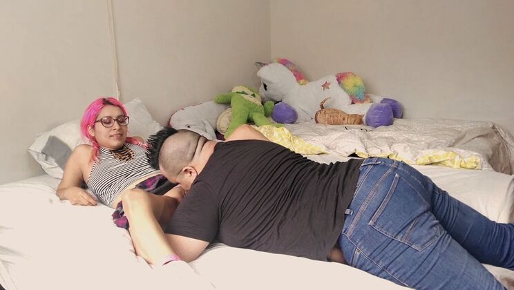 Maky Aline & Matt in Joy Ride: Shaved Pussy Handjob and Doggystyle