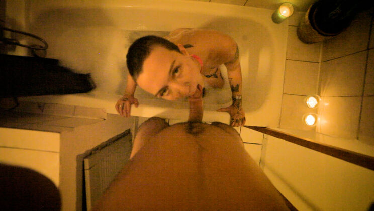 Lulu Masturbates In Bath Before Fuck